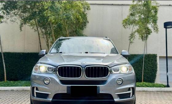 BMW X5 3.0 4X4 30D I6 TURBO DIESEL 4P AUTOMÁTICO BMW X5 3.0 4X4 30D I6 TURBO DIESEL 4P AUTOMÁTICO